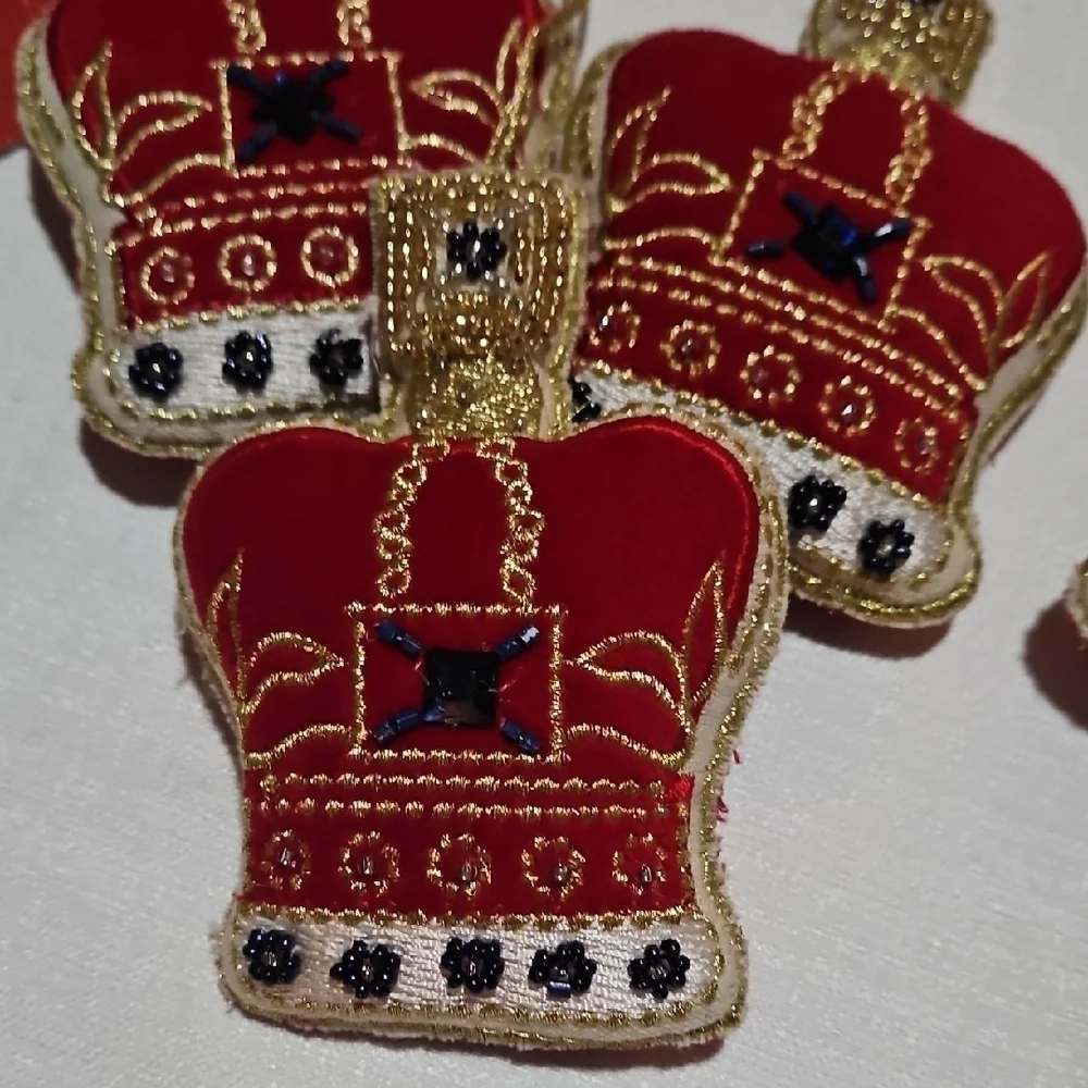Elegant Red and Gold Crown Ornaments